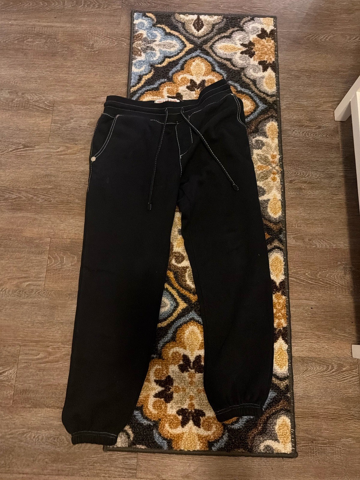Women’s Black Fleece Jogger Sweatpants Drawstring Elastic Waist Pockets 28" gallery