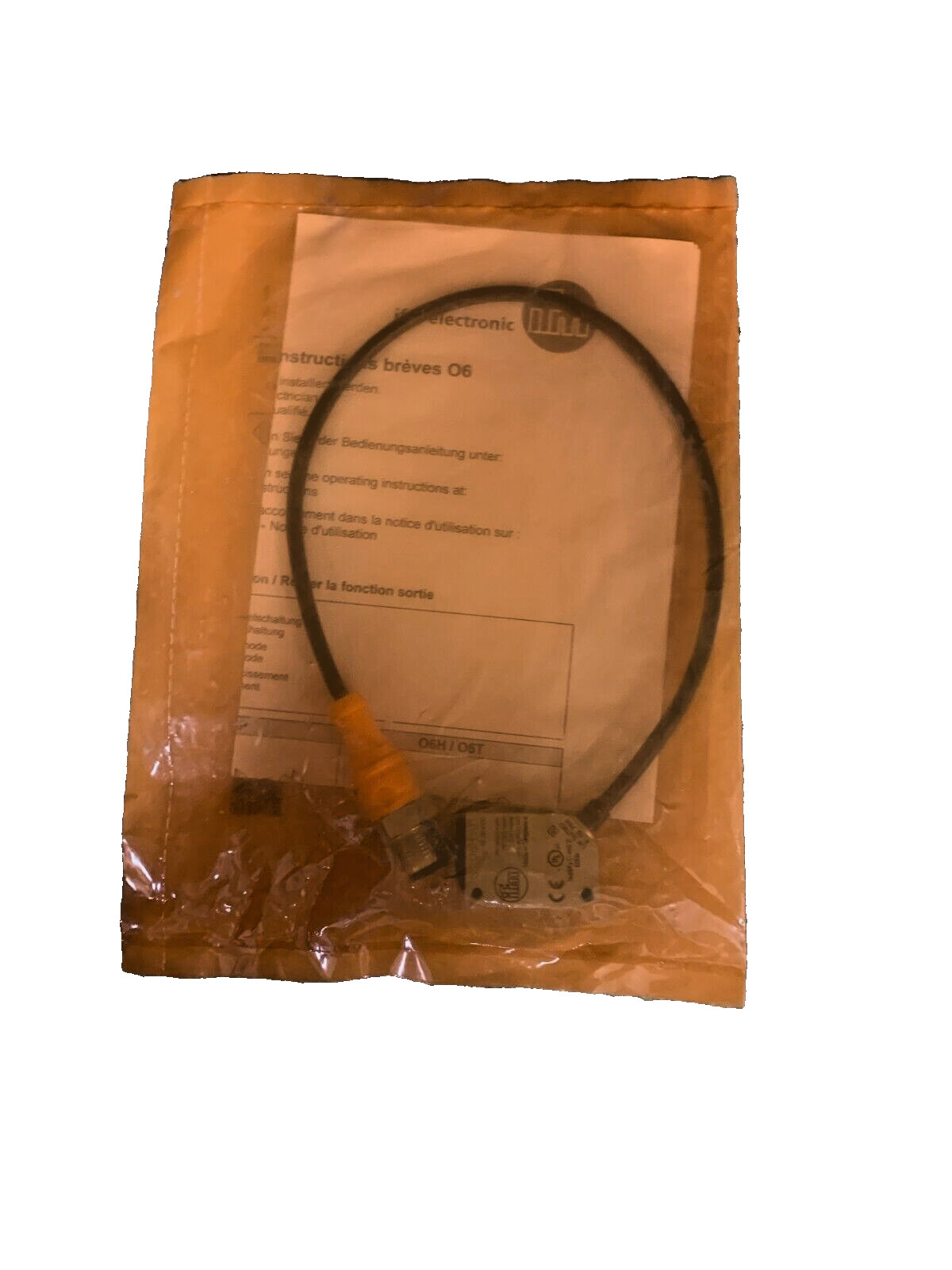 O6H301 IFM Efector Diffuse Reflection Sensor with Background Suppression