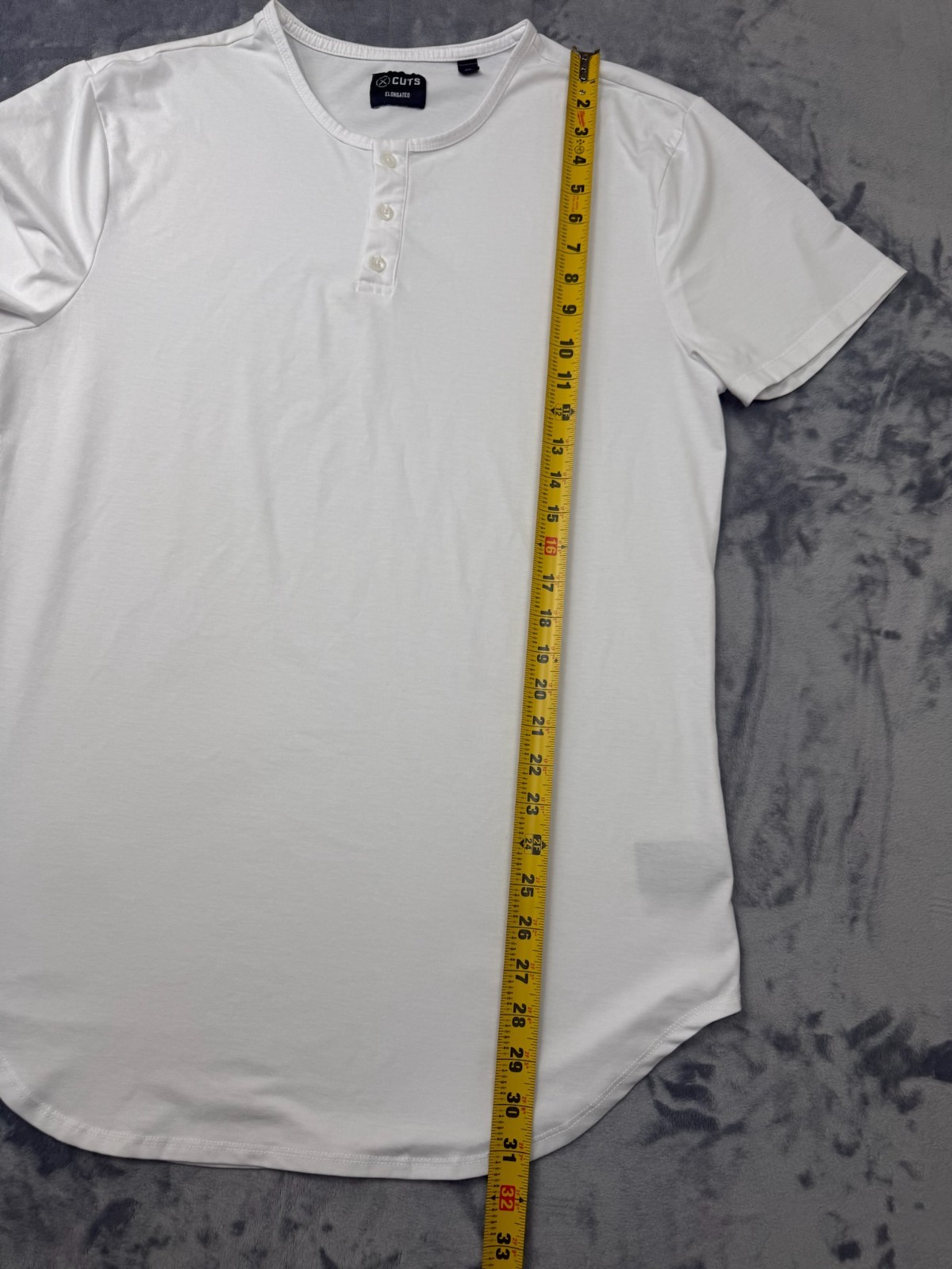 Cuts Clothing Elongated Henley T-Shirt Men's XXl White gallery