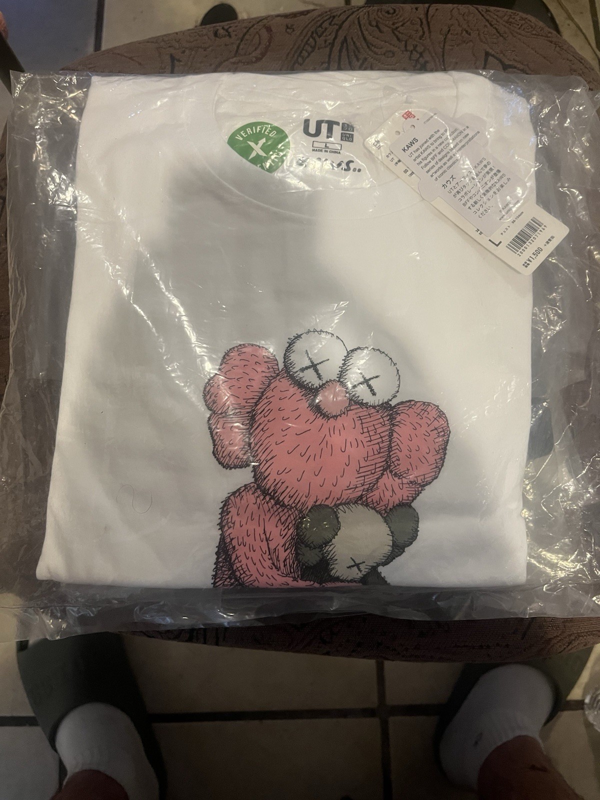 Uniqlo UT KAWS Pink BFF Graphic Tee White 2XL Cotton Jersey Crew Neck gallery