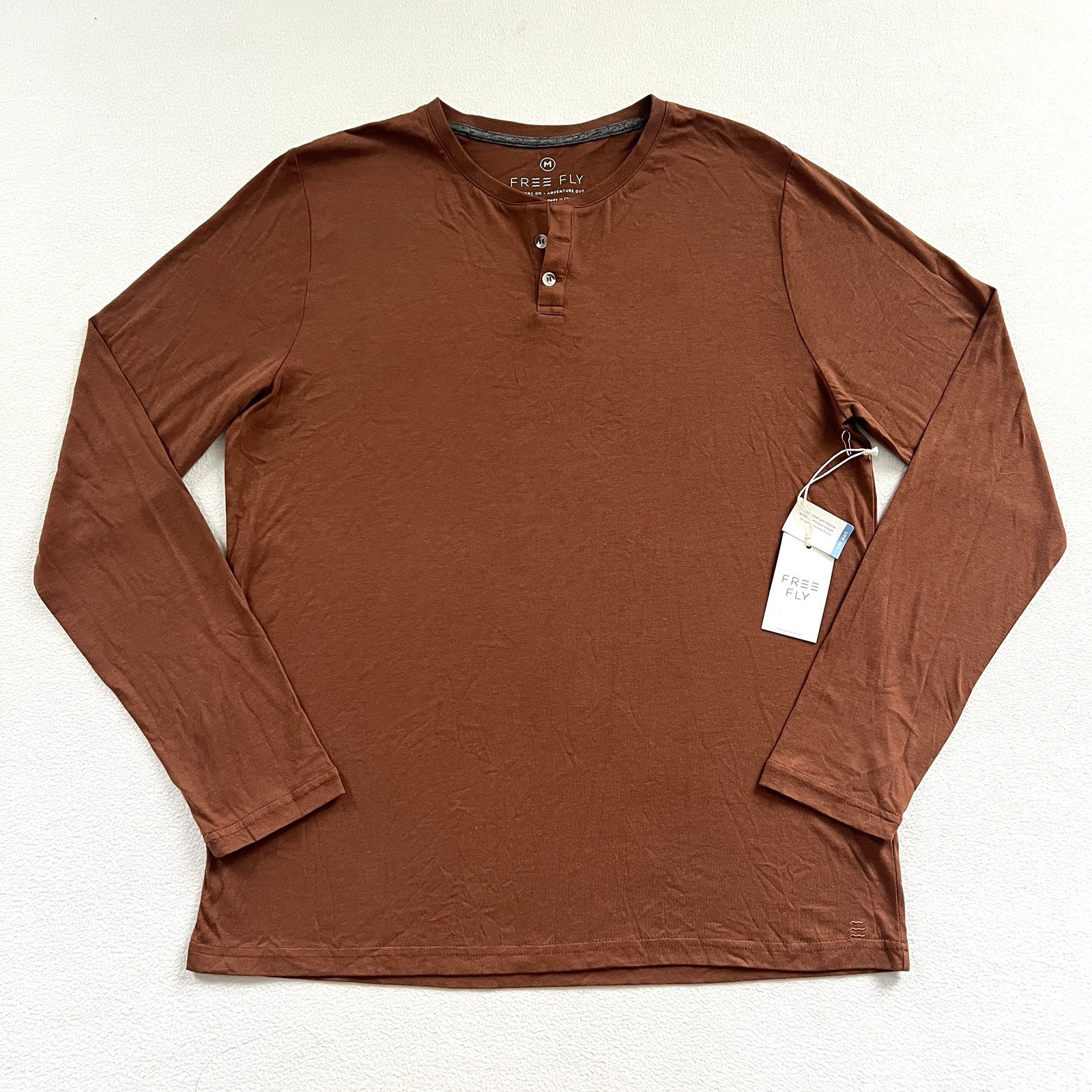 NWT Free Fly Men Desert Sand Red Bamboo Heritage Henley Long Sleeve Shirt Top M