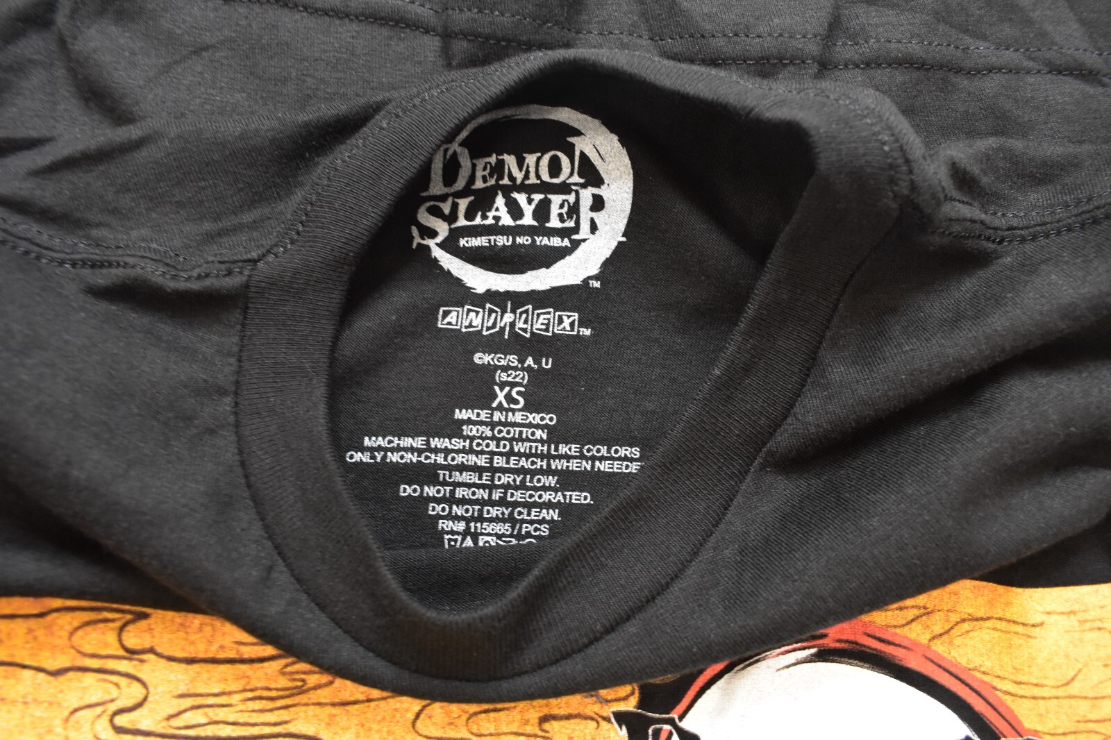 Demon Slayer Mens Kimetsu No Yaiba Anime Black Shirt New XS gallery
