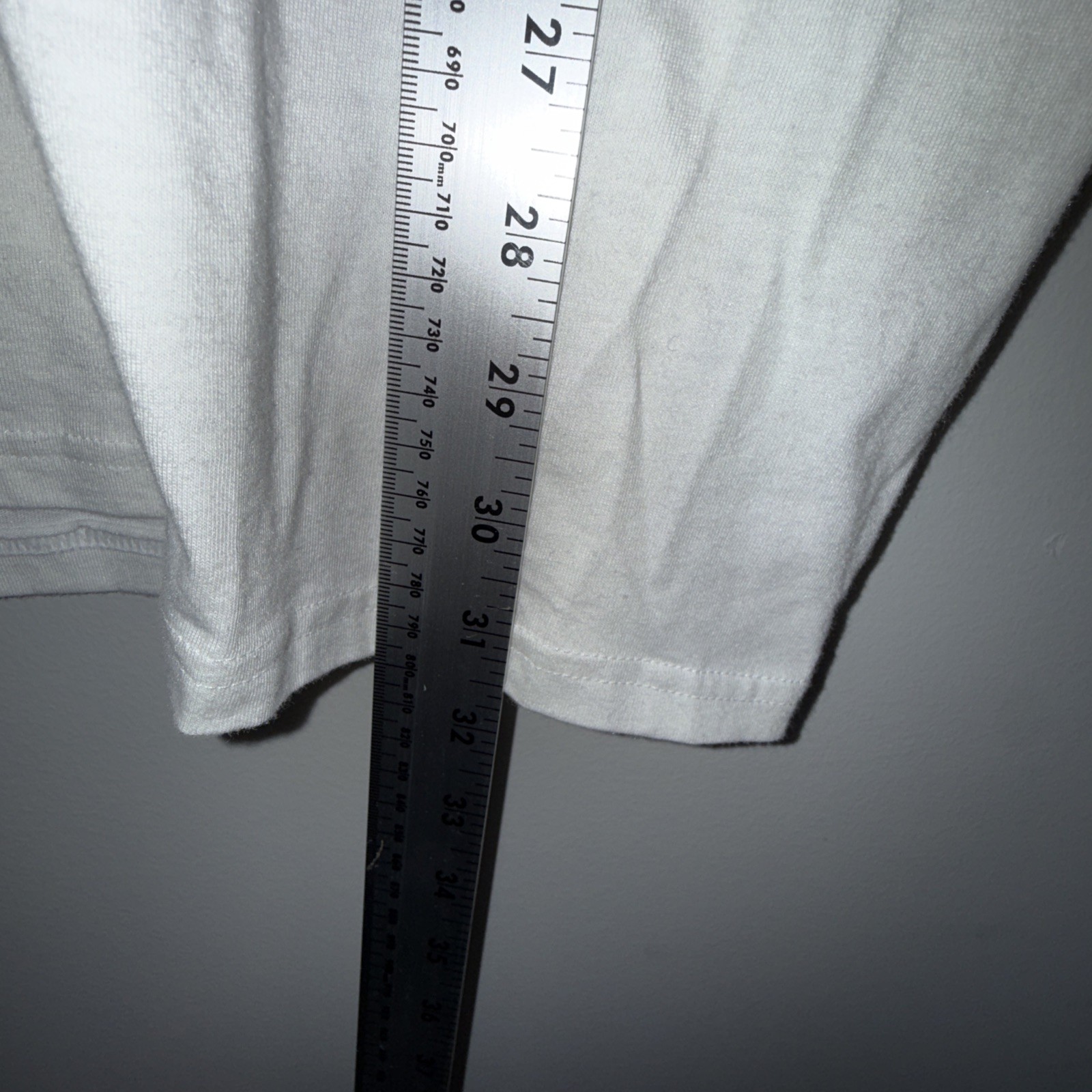 Under Armour Men's Extra Large 2XL Vintage Type T-Shirt White Loose Fit NWOT gallery