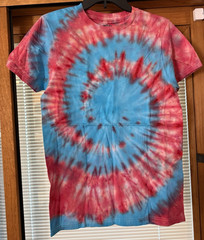 Goodfellow & Co Men’s S Blue Red White Tie-Dye Short Sleeve Crew Neck Tee