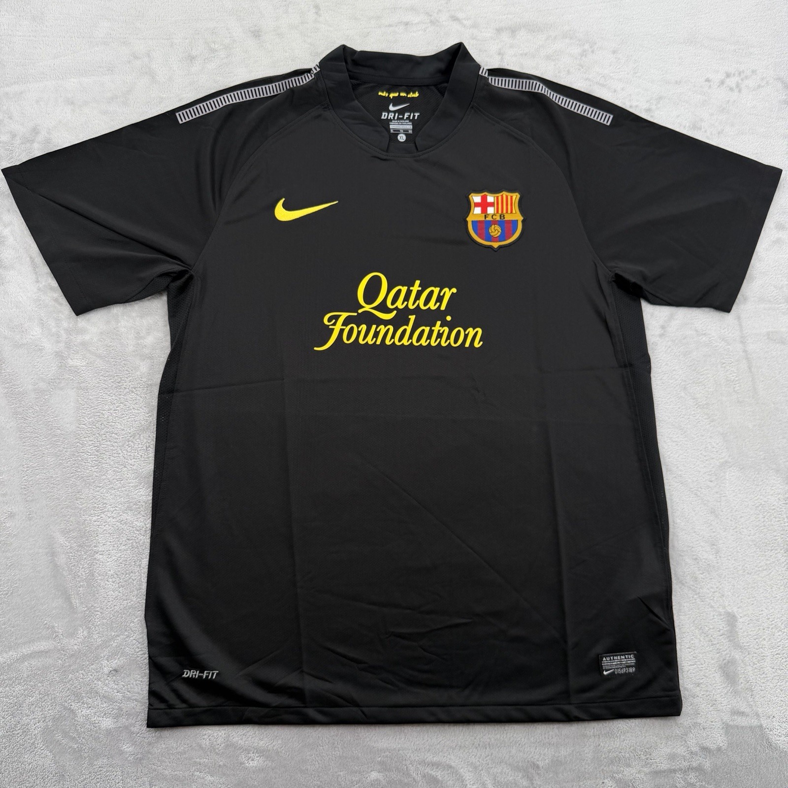 Nike FC Barcelona 2011/2012 Away Football Soccer Jersey Black Mens Size XL