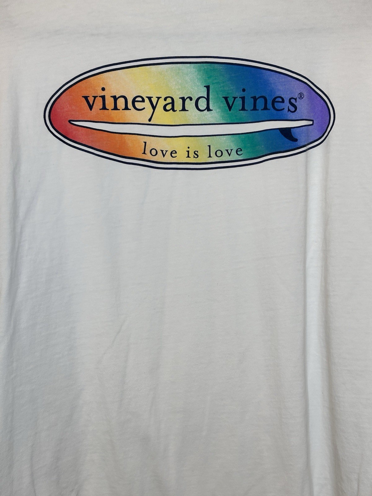 Vineyard Vines Love Is Love Shirt Large Preowned Pride LGBTQ Surfboard BG3 gallery