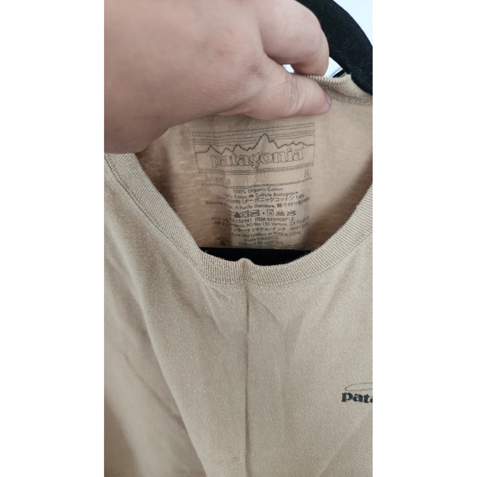 Patagonia Mens Tan Organic Cotton Fitz Roy Trout Graphic T-Shirt Size M 59590S13 gallery