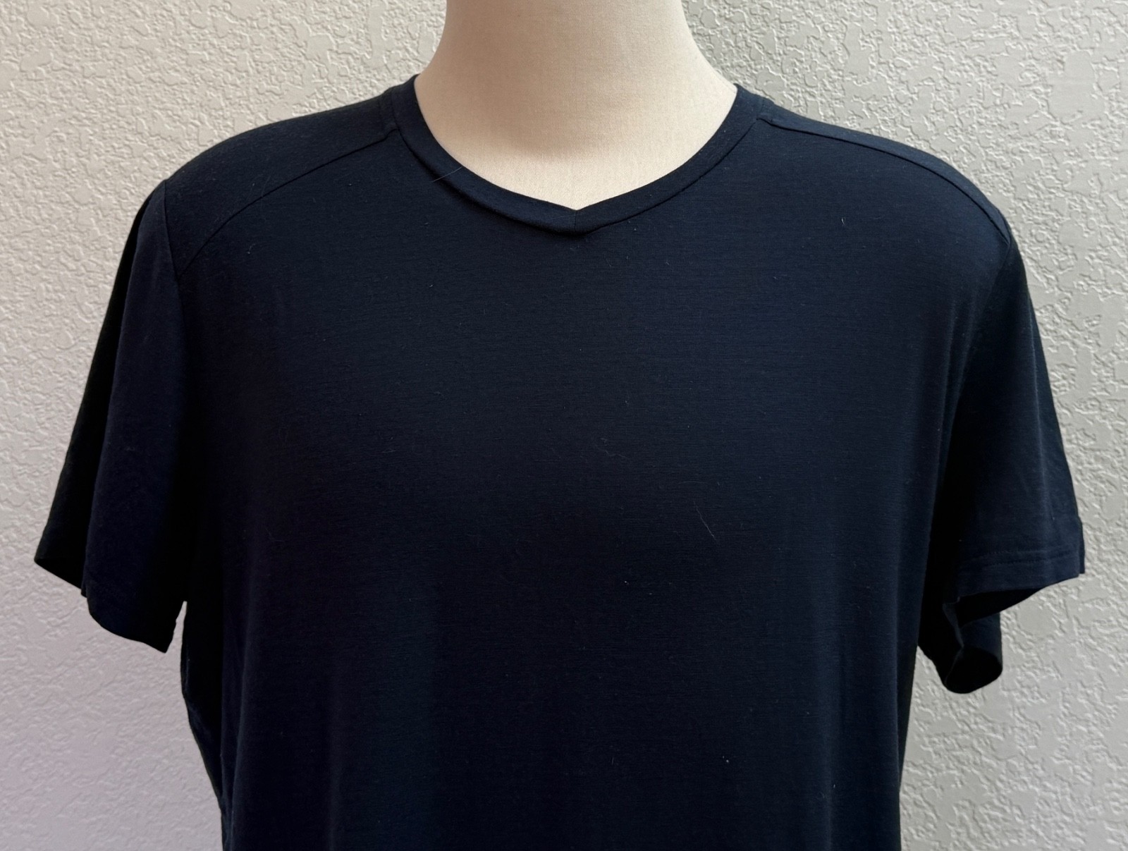 Mammut Alvra T Shirt Size 2XL Short Sleeve Merino Wool Blend Navy Blue GR3117 gallery