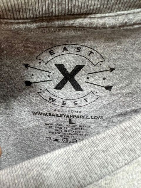 Giant Size Legend Teddy Bear Shirt Adult Large Gray Short Sleeve Tee Mens gallery