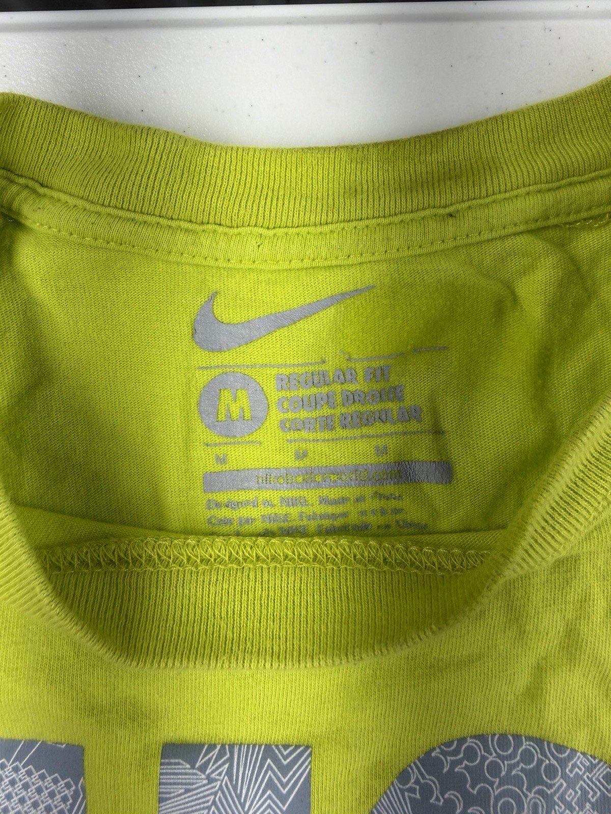Nike Graphic T-Shirt Men's M Neon Yellow Just Do It Short Sleeve Tee gallery