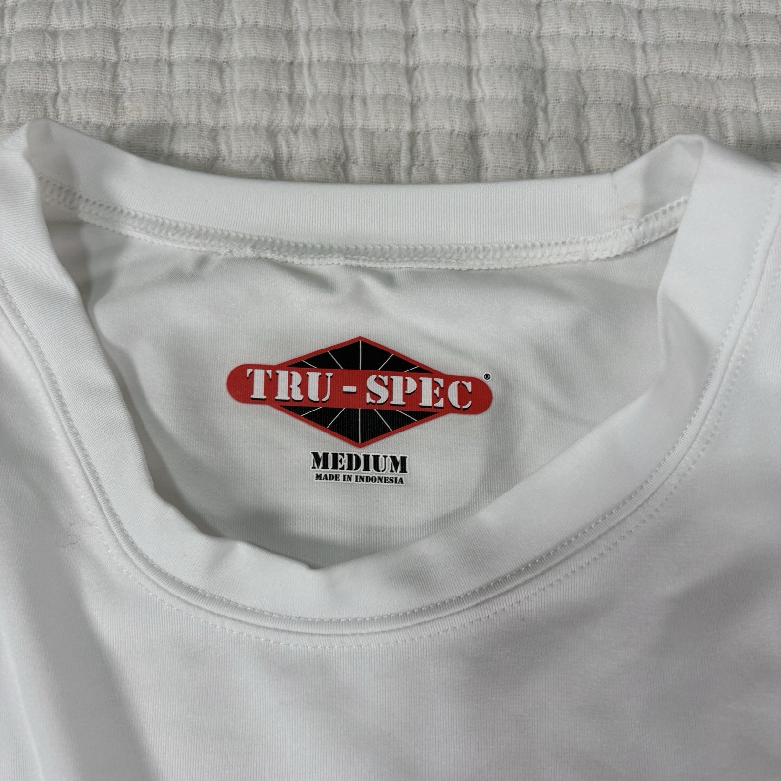 Tru Spec Concealed Holster Carry Shirt Mens Medium White Tactical Compression gallery