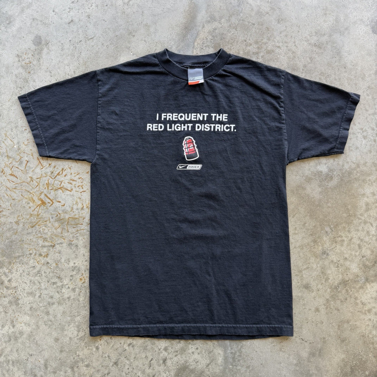 VTG Y2K Nike X Bauer “I Frequent The Red Light District” Funny Saying T-Shirt M gallery