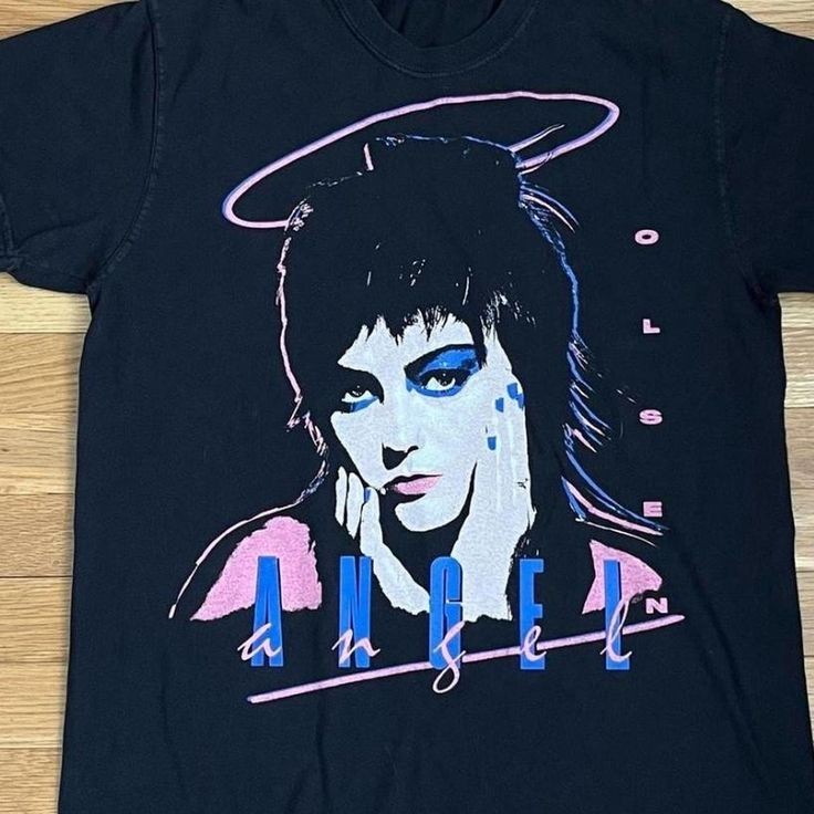 Angel Olsen Retro 80s Style T-Shirt Music USA All Size SEG_418