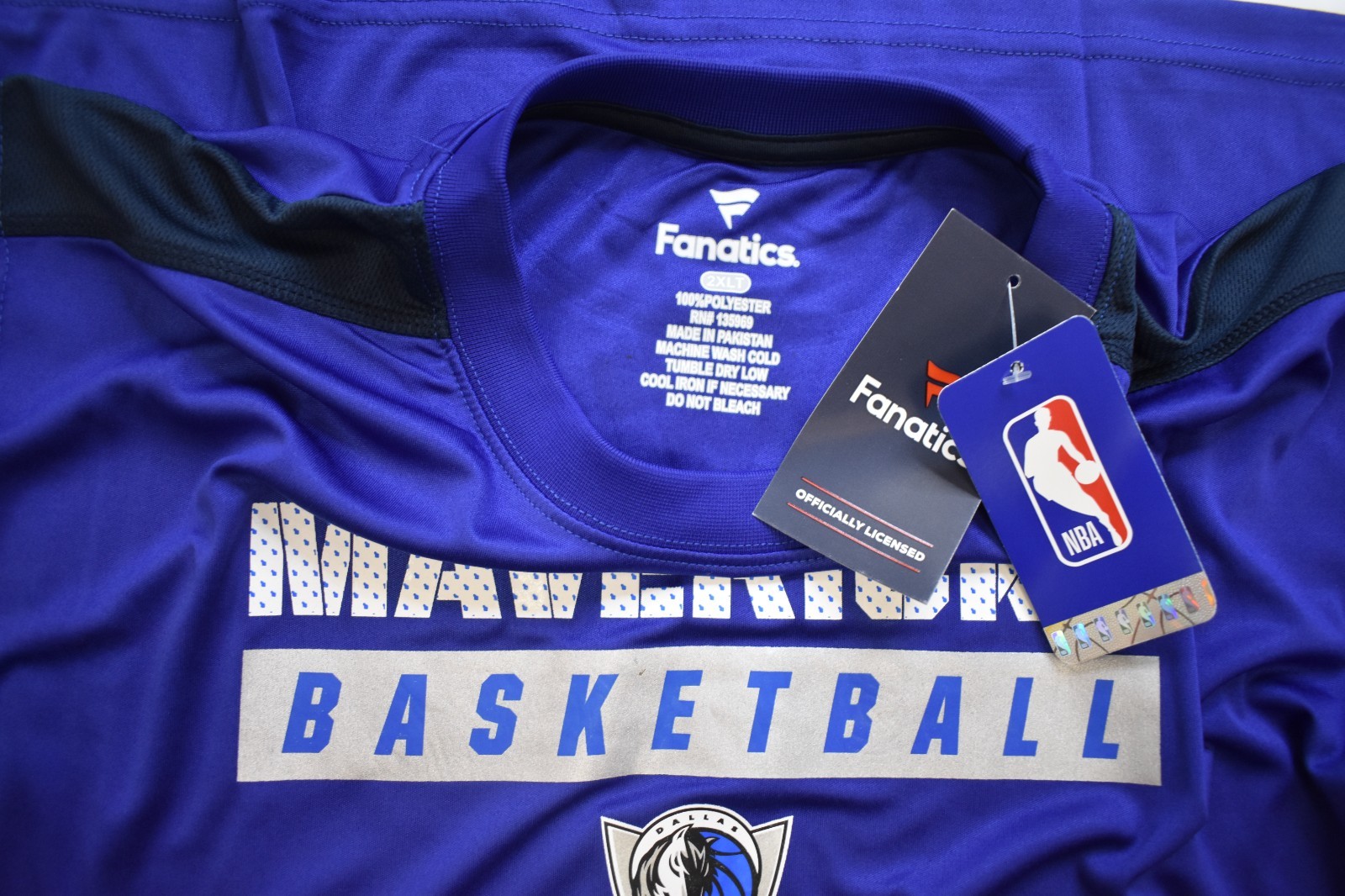Dallas Mavericks Luka Dončić Mens Big & Tall Player Muscle Jersey Tank Shirt NWT gallery