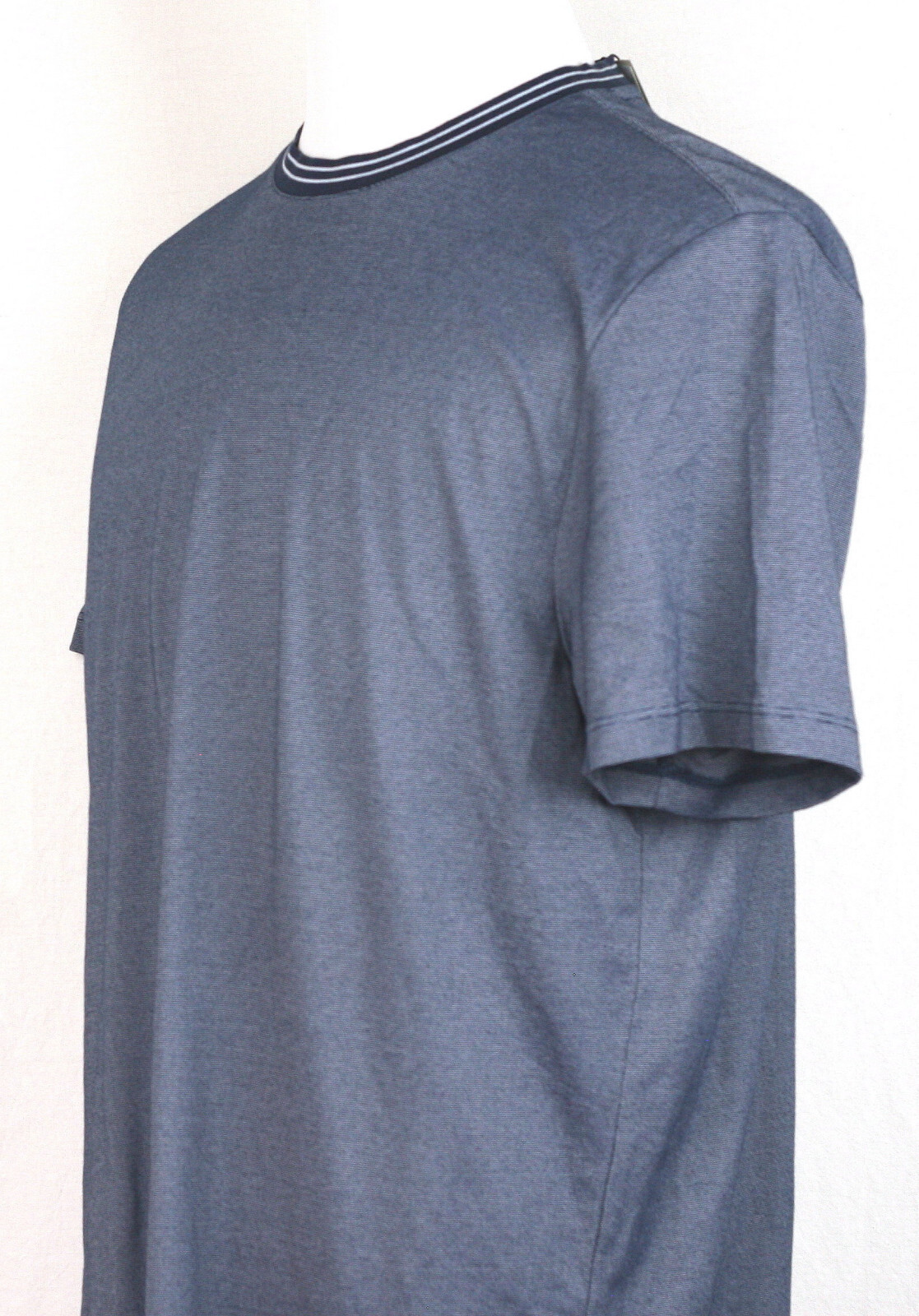 Perry Ellis T-Shirt Wicking Breathable Short Sleeve Crew Neck XL gallery
