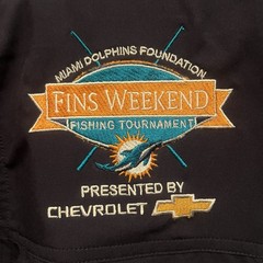 NWT Hook & Tackle Miami Dolphins Fins Weekend Fishing Shirt Mens M Navy Chevy