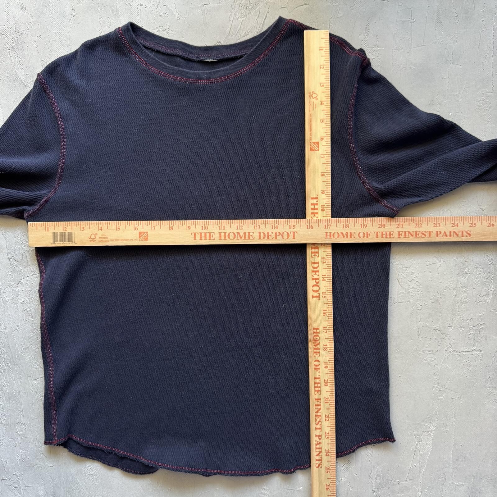 Vintage Y2K Boxy Cropped Black Red Long Sleeve Thermal Shirt gallery