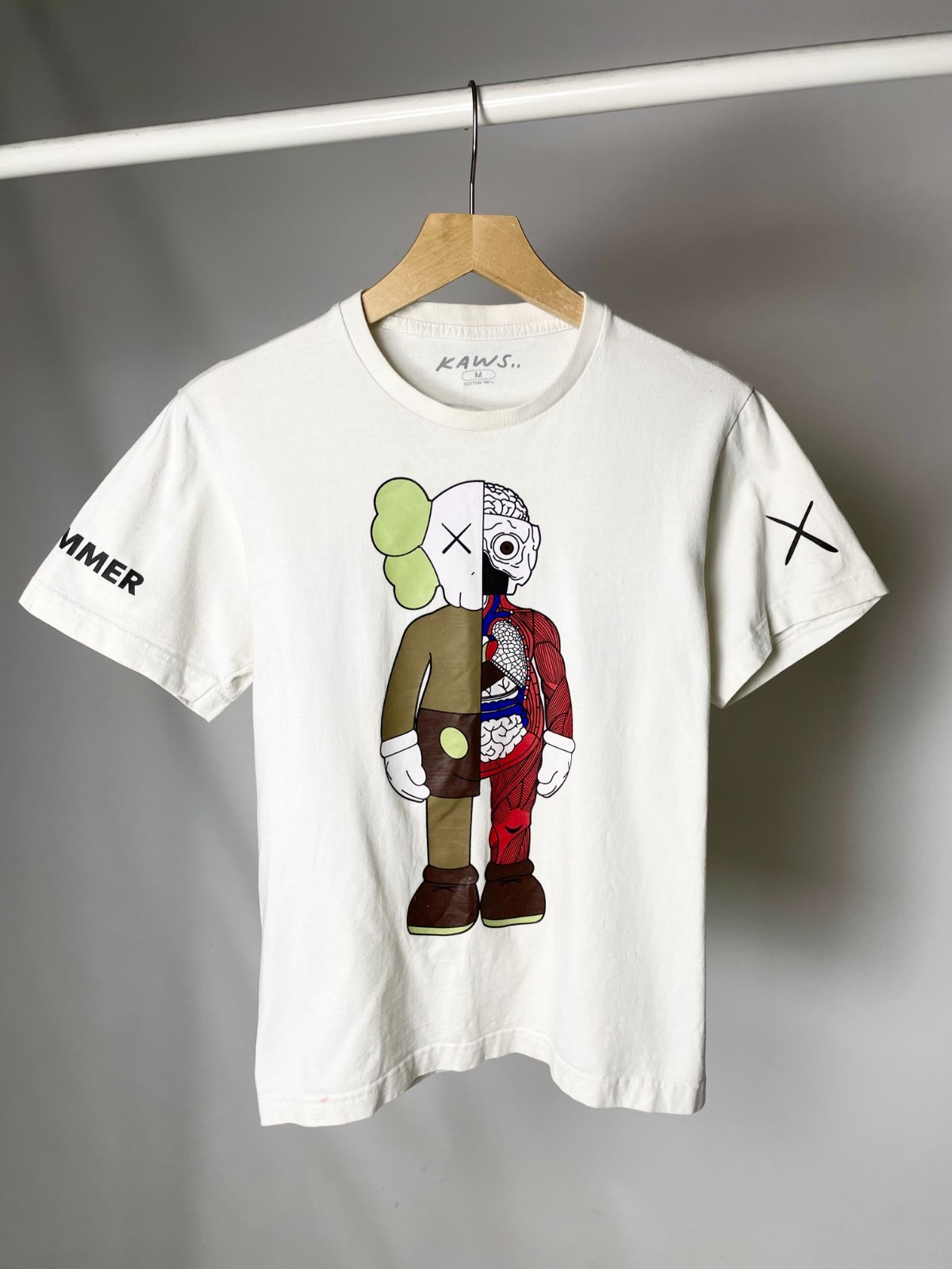 Kaws Summer XX ( Size S ) Vintage Companion Supreme White Tee T Shirt gallery