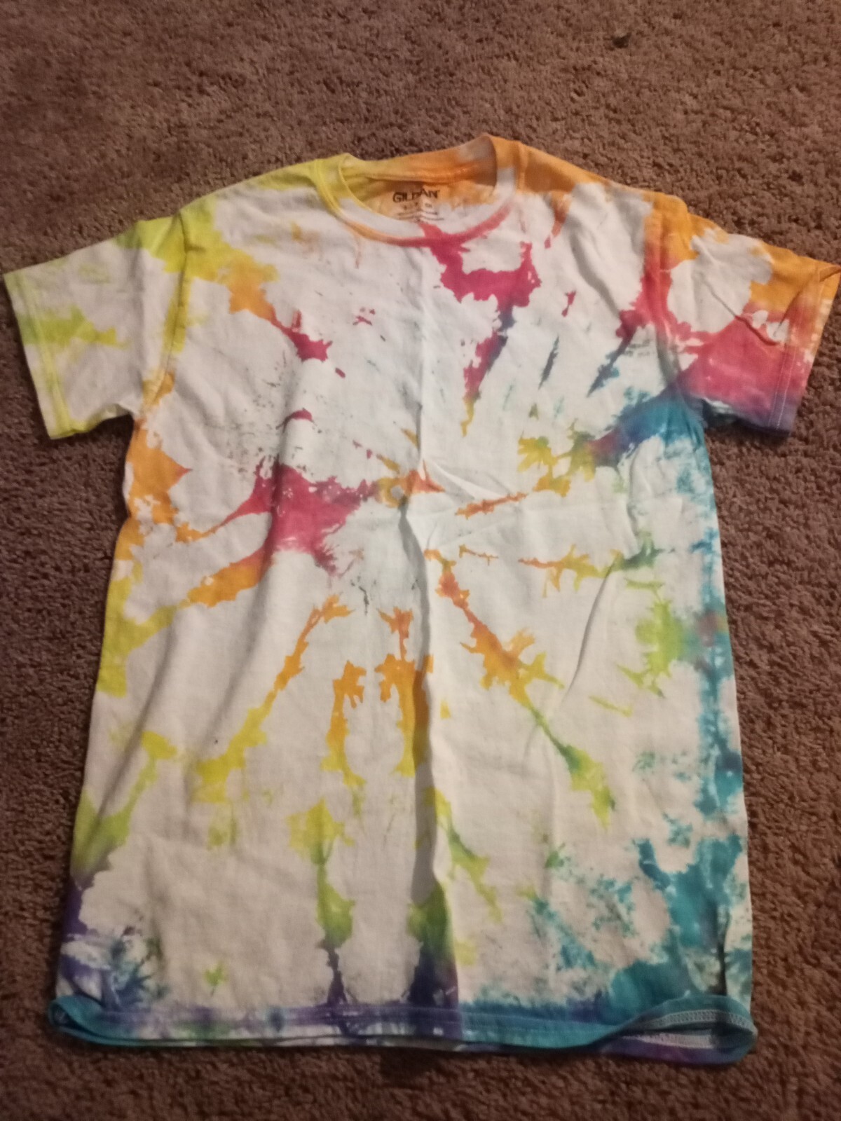 tie dye shirt Size Small 4 pack