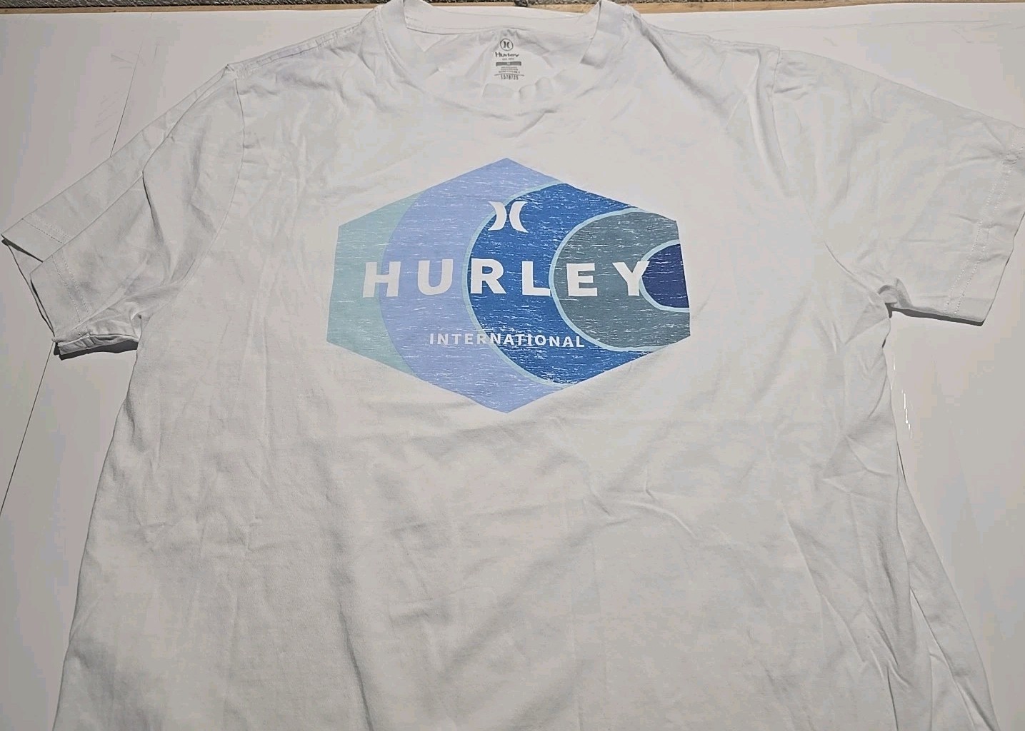 Hurley International Men’s M Spellout T-shirt Surf Skate Beach Summer Outdoor