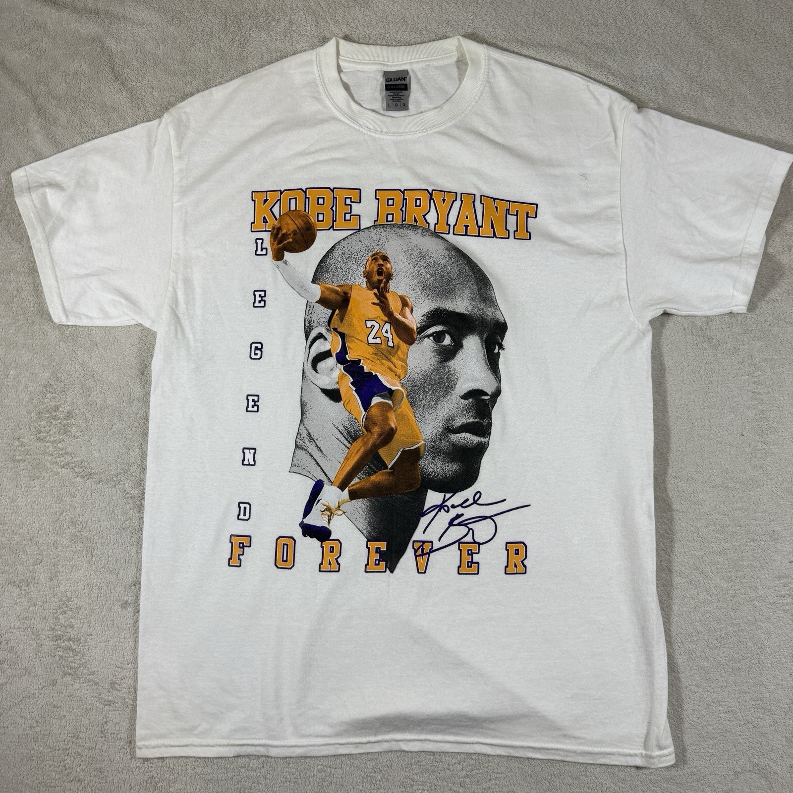 L.A Lakers T- Shirt Legends Are Forever Kobe Bryant Large White gallery