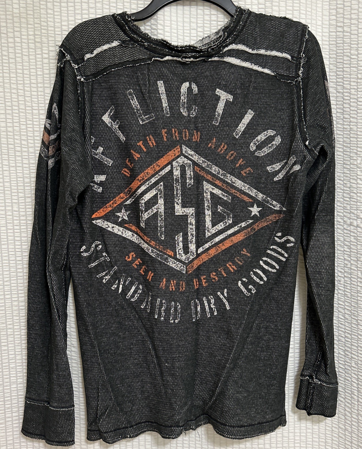 Affliction Men’s Long Sleeve Distressed Reversible Thermal Long Sleeve Shirt EUC gallery