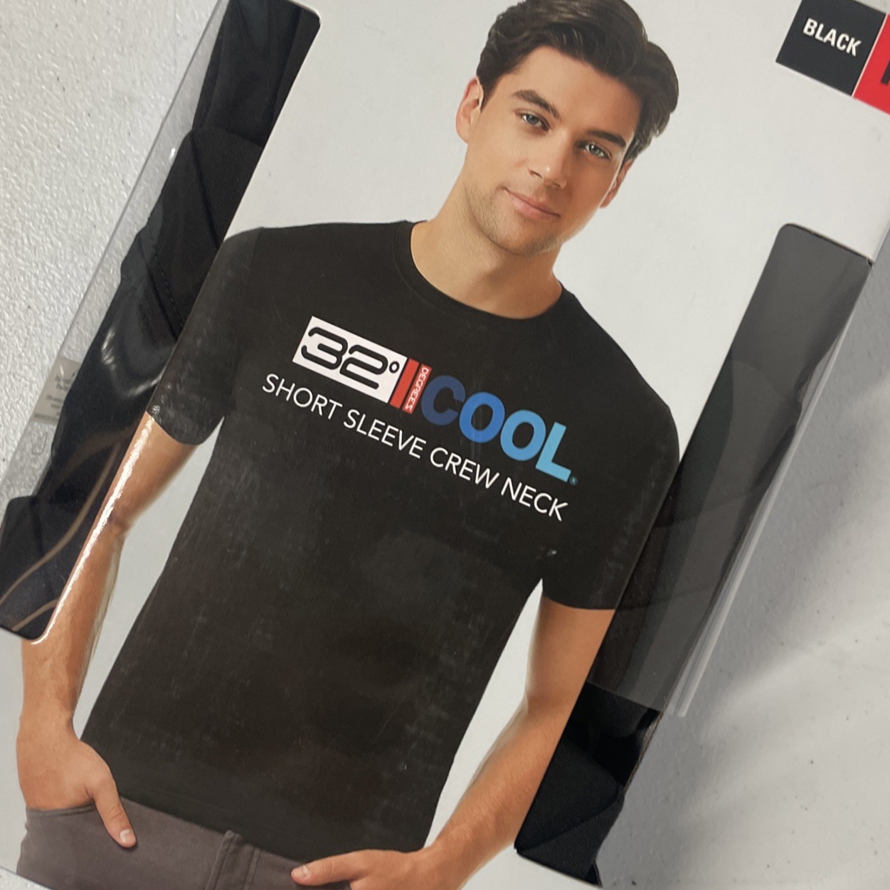 32 Degrees Cool Men's 3 Pack Short Sleeve Crew Neck Tee T-Shirt BLACK MEDIUM Dry gallery