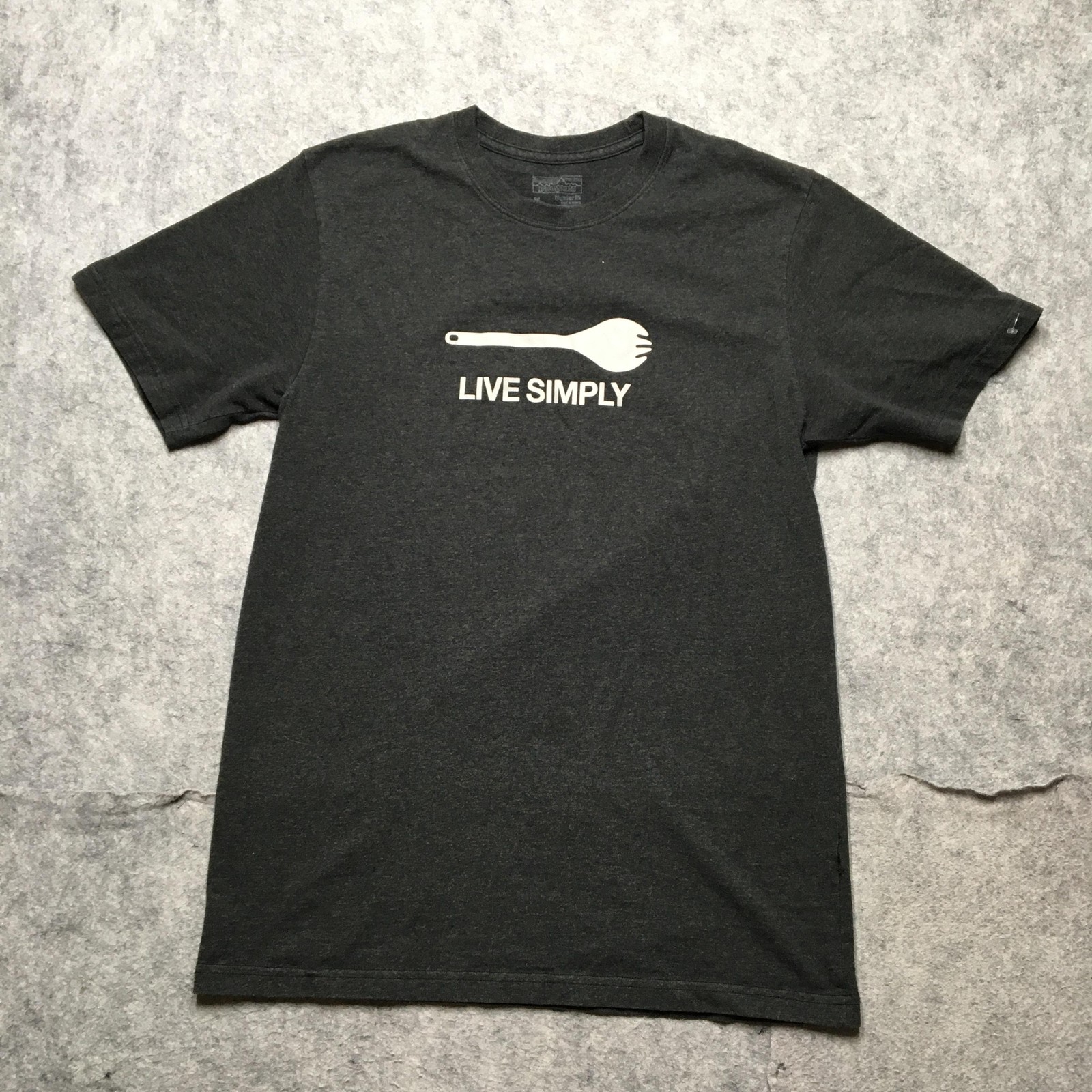 Patagonia Shirt Mens Medium Gray Live Simply Graphic Tee Regular Fit Outdoor gallery