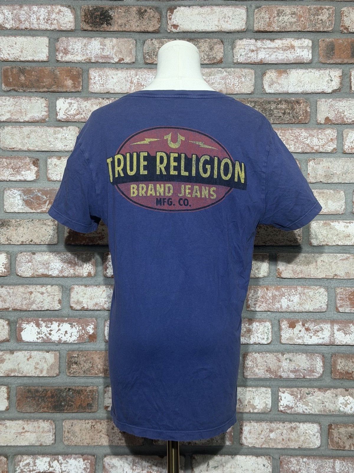 True Religion Vintage T-Shirt, World Tour Design – Size S, Blue & Red, YK2 gallery