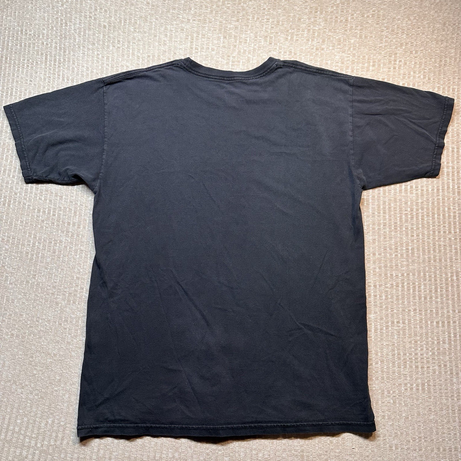 WuTang Brand Limited Joy Division’s Unknown Pleasures T-Shirt Mens Med. See Desc gallery