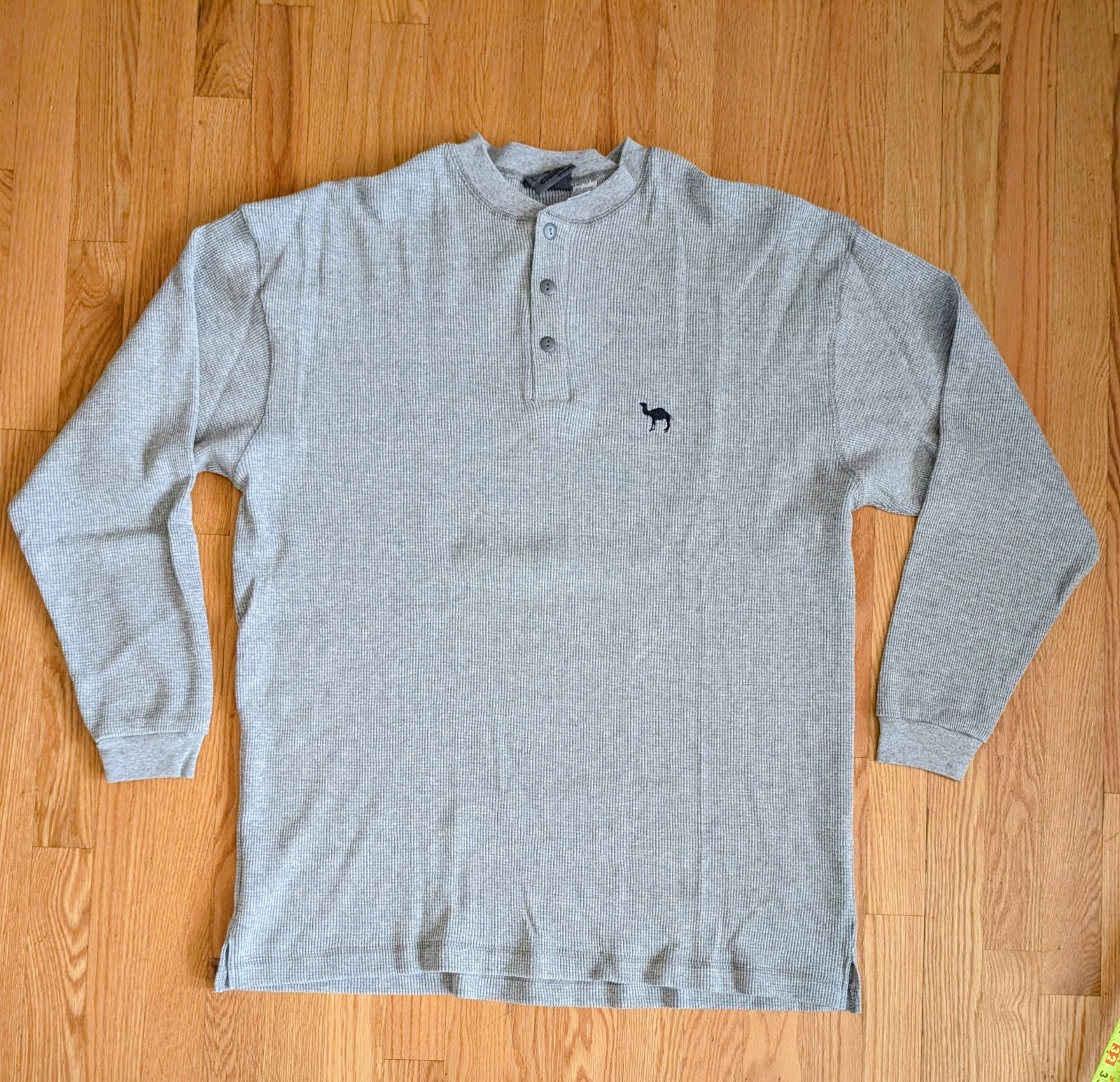 Vintage Camel Henley Shirt Mens XL Gray Waffle Thermal Long Sleeve Embroidered gallery