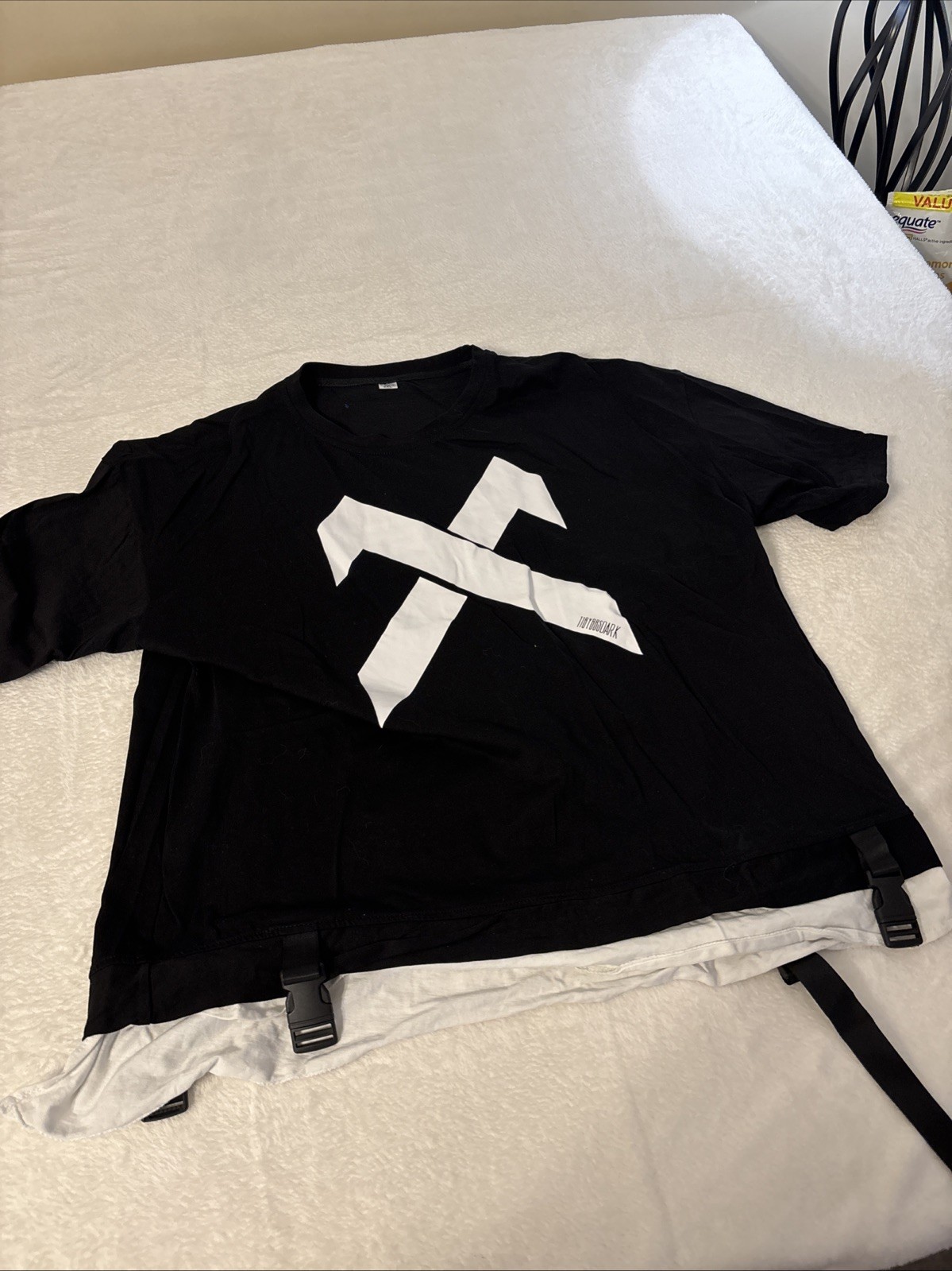 11BYBBSDARK Graphic Techwear Shirt 2XL Black Buckle Strap Oversized Tee gallery