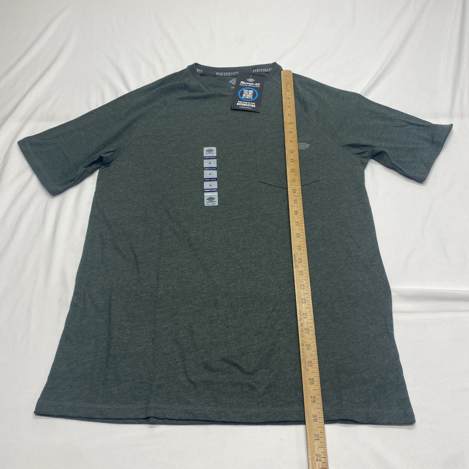 NWT Dickies Temp-iQ Cooling Performance Pocket T-Shirt Size Medium! Brand new! gallery