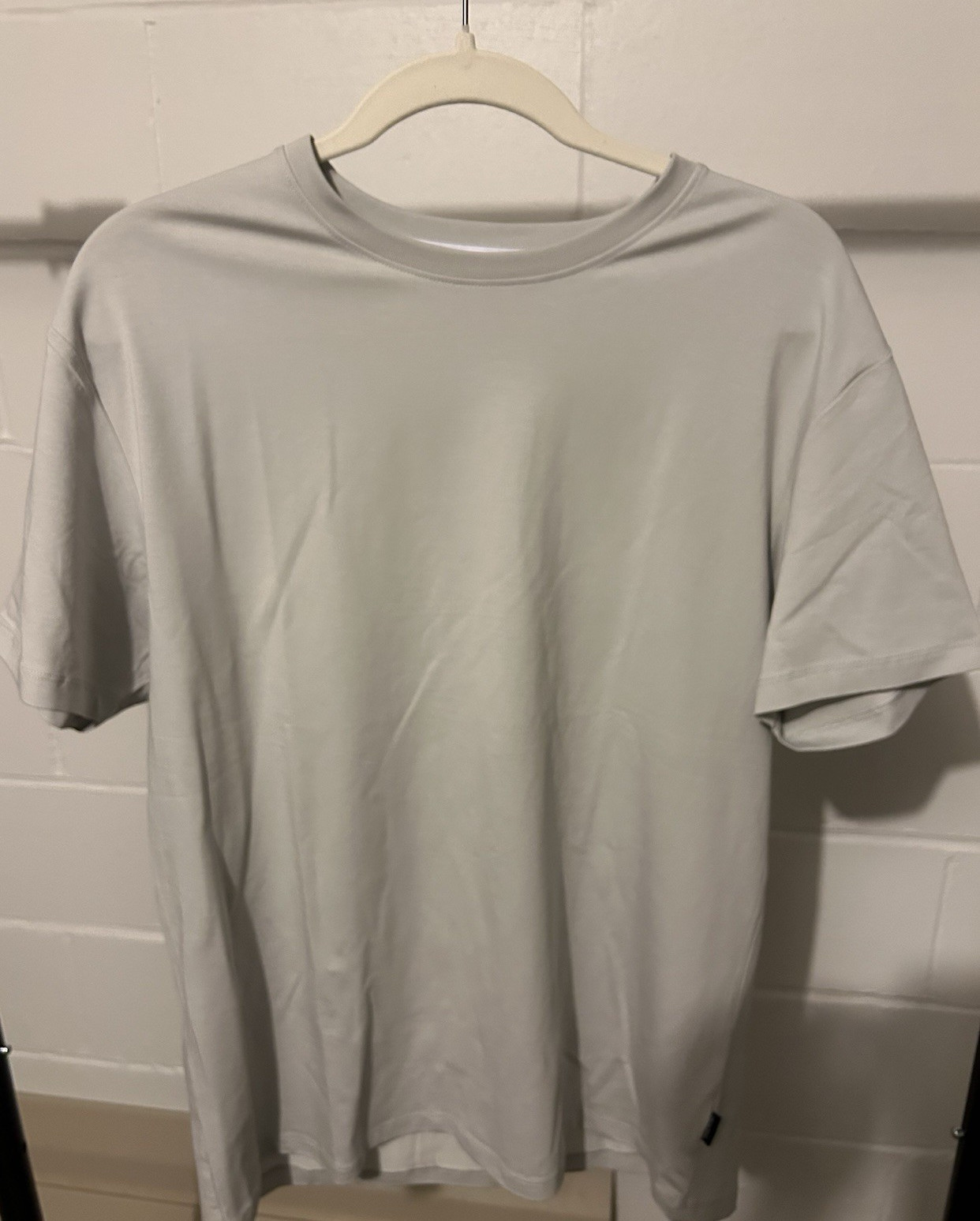 Kenneth Cole Light Gray The Core Edit Collection Men's Crew Neck T-Shirt Size L gallery