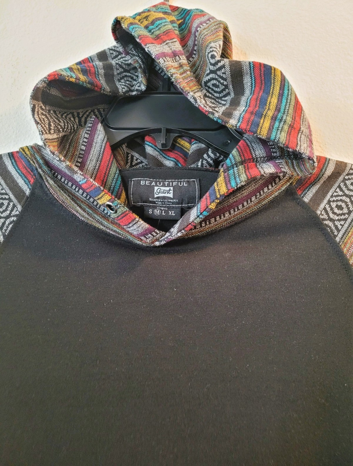 Beautiful Giant Men’s Short Sleeve Hoodie Black with Aztec Design Size Medium gallery