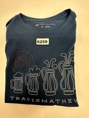 NWT Travis Mathew Beerly Beloved Golf Tee Shirt Men Medium Blue Graphic Crewneck