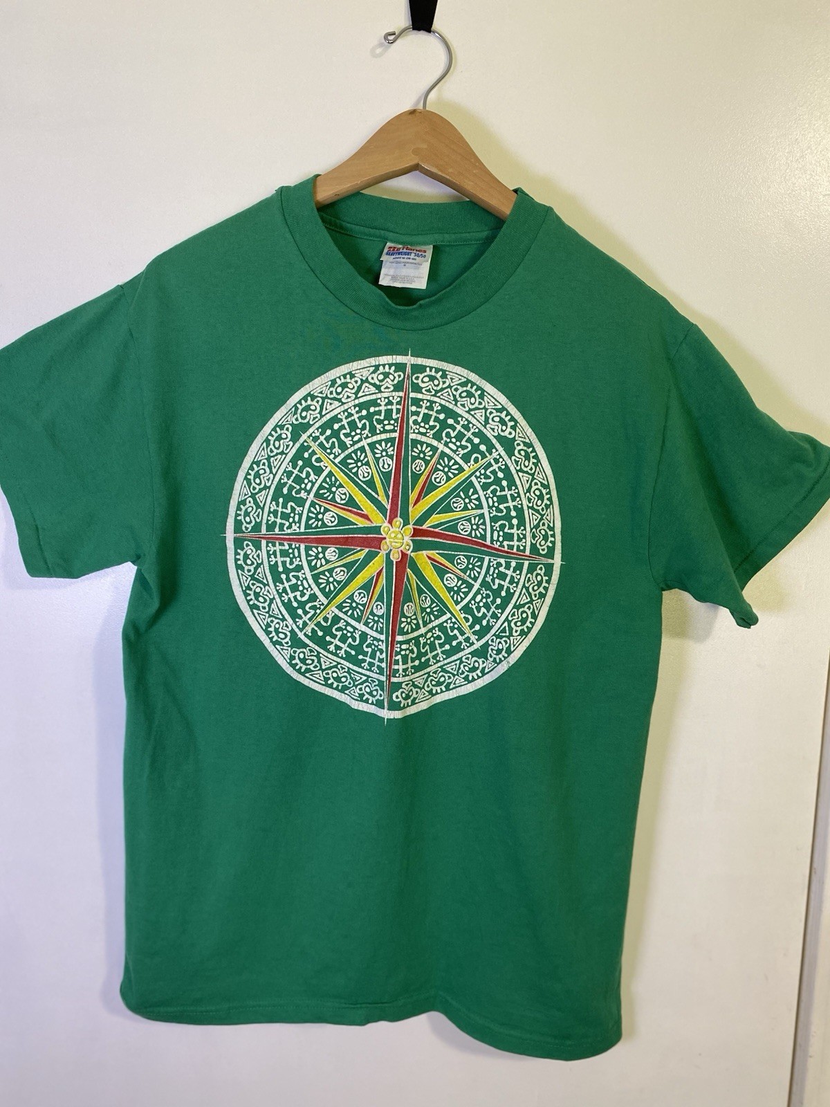 Vintage Hanes Heavyweight Green T-Shirt Medium Compass Rose Nautical 50/50 gallery