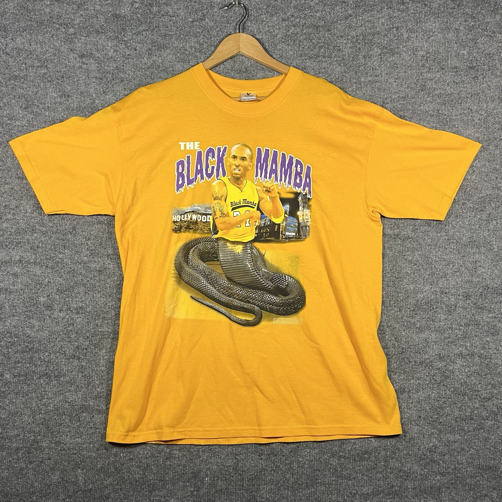 Vintage Kobe Bryant The Black Mamba Lakers T-Shirt Mens XL Rap Tee LA Snake Y2K gallery