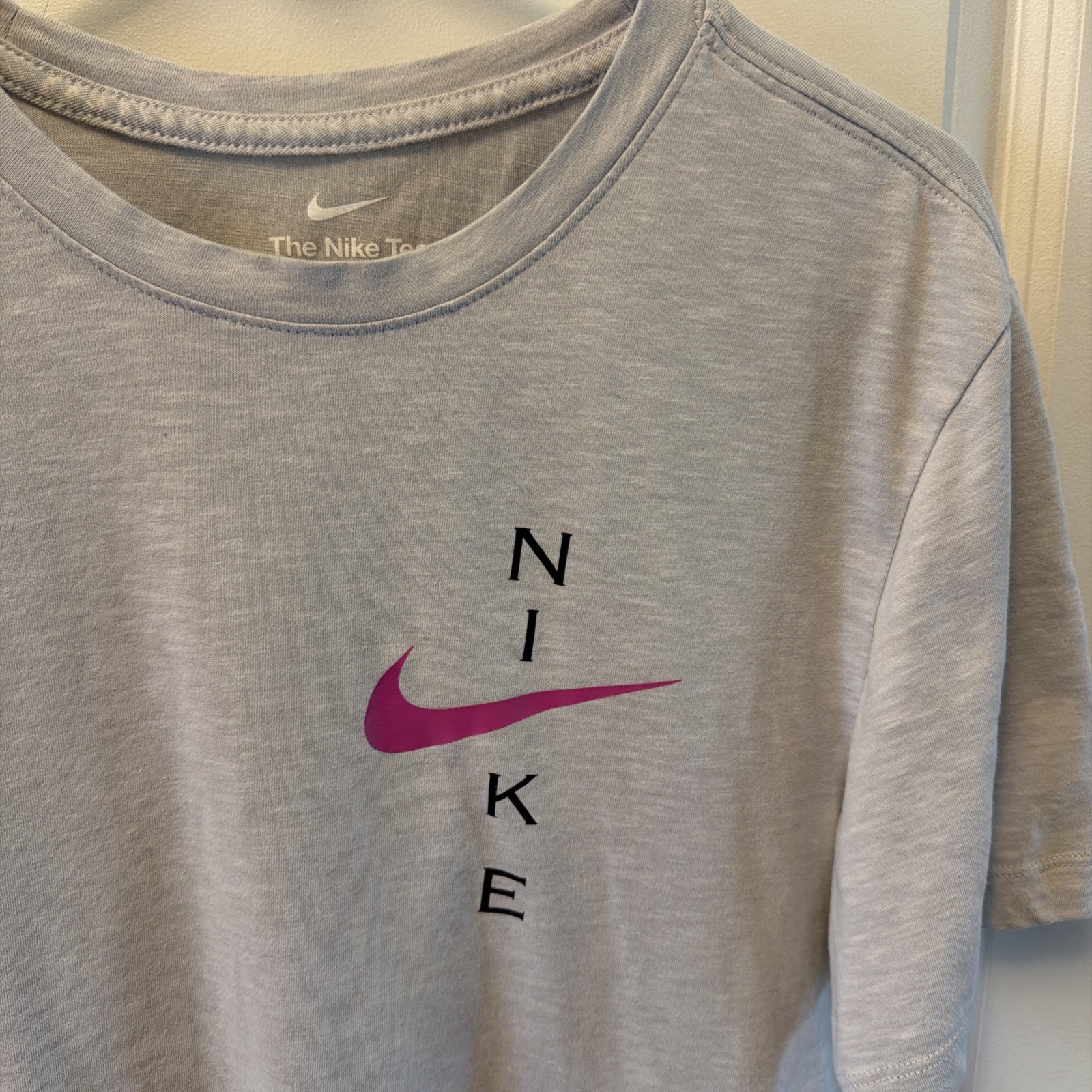 Nike Check Logo Tee Mens Small Dri Fit Gray Short Sleeve Casual Crewneck gallery