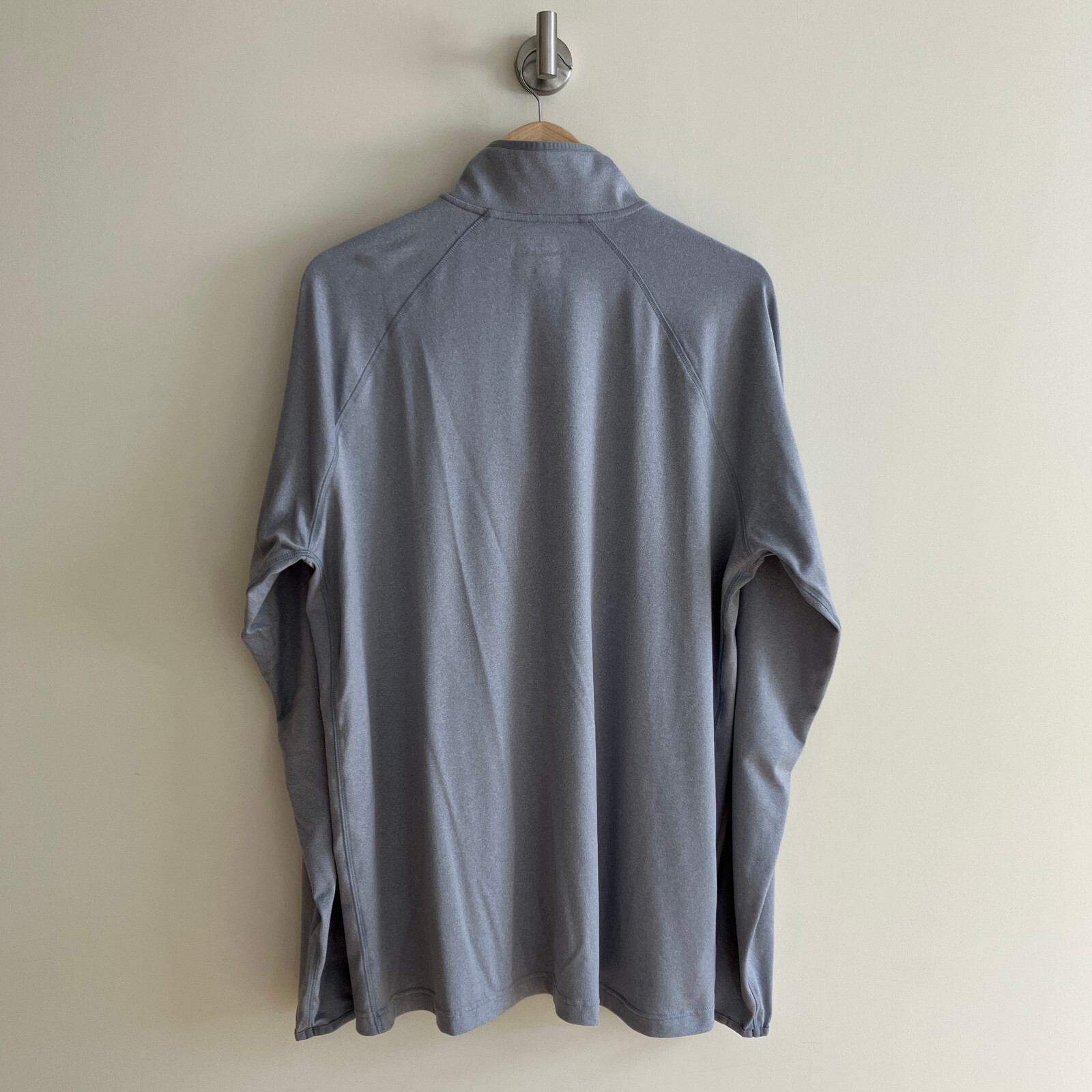 Under Armour 1/4 Zip Shirt Men’s XL Gray Fitted All Season Gear Running gallery
