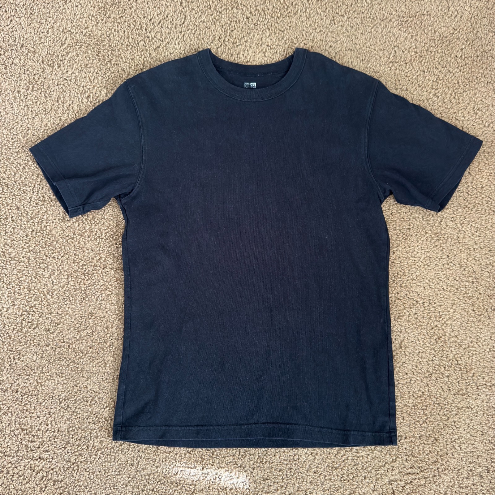 Uniqlo Crew Neck T-Shirt Black Size S gallery