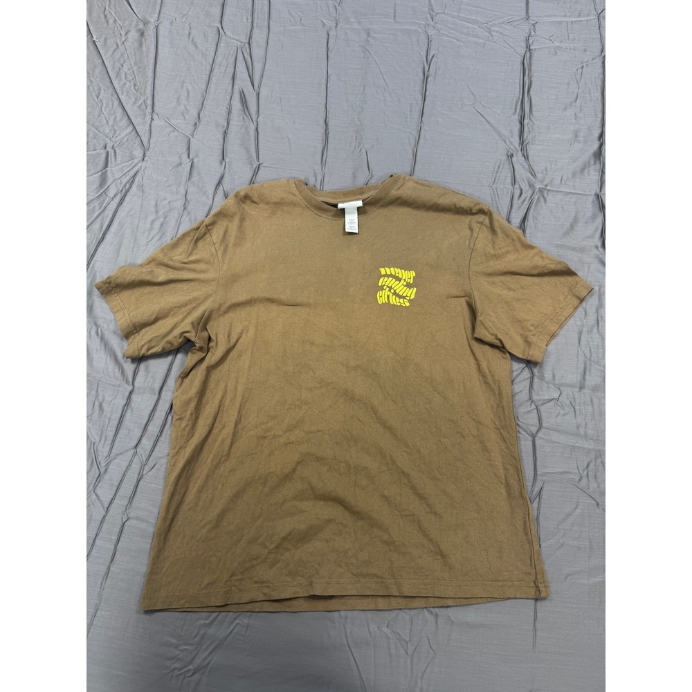 HM Mens Never Ending Cities Graphic T-Shirt Tan Relaxed Fit Medium NY Paris