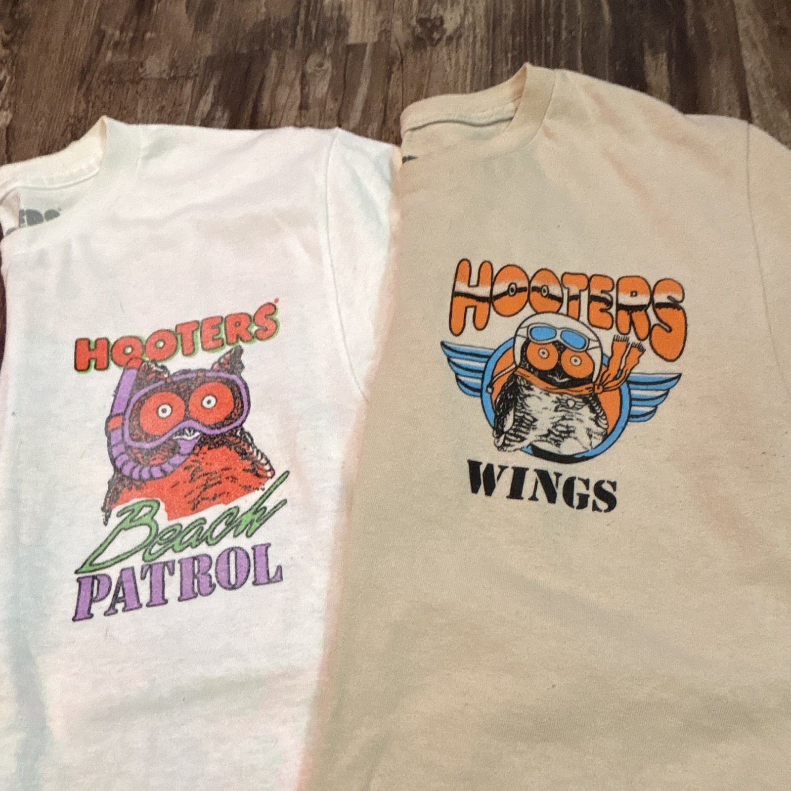 Men’s Hooters Brand T-shirts Size Small One White One Tan Brand New gallery