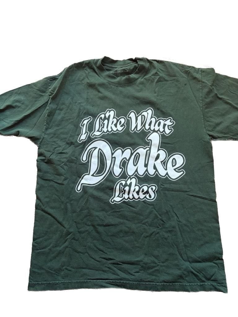 Drake It's All A Blur Tour 'I Like What Drake Likes' Green Graphic T-ShirtCrack gallery