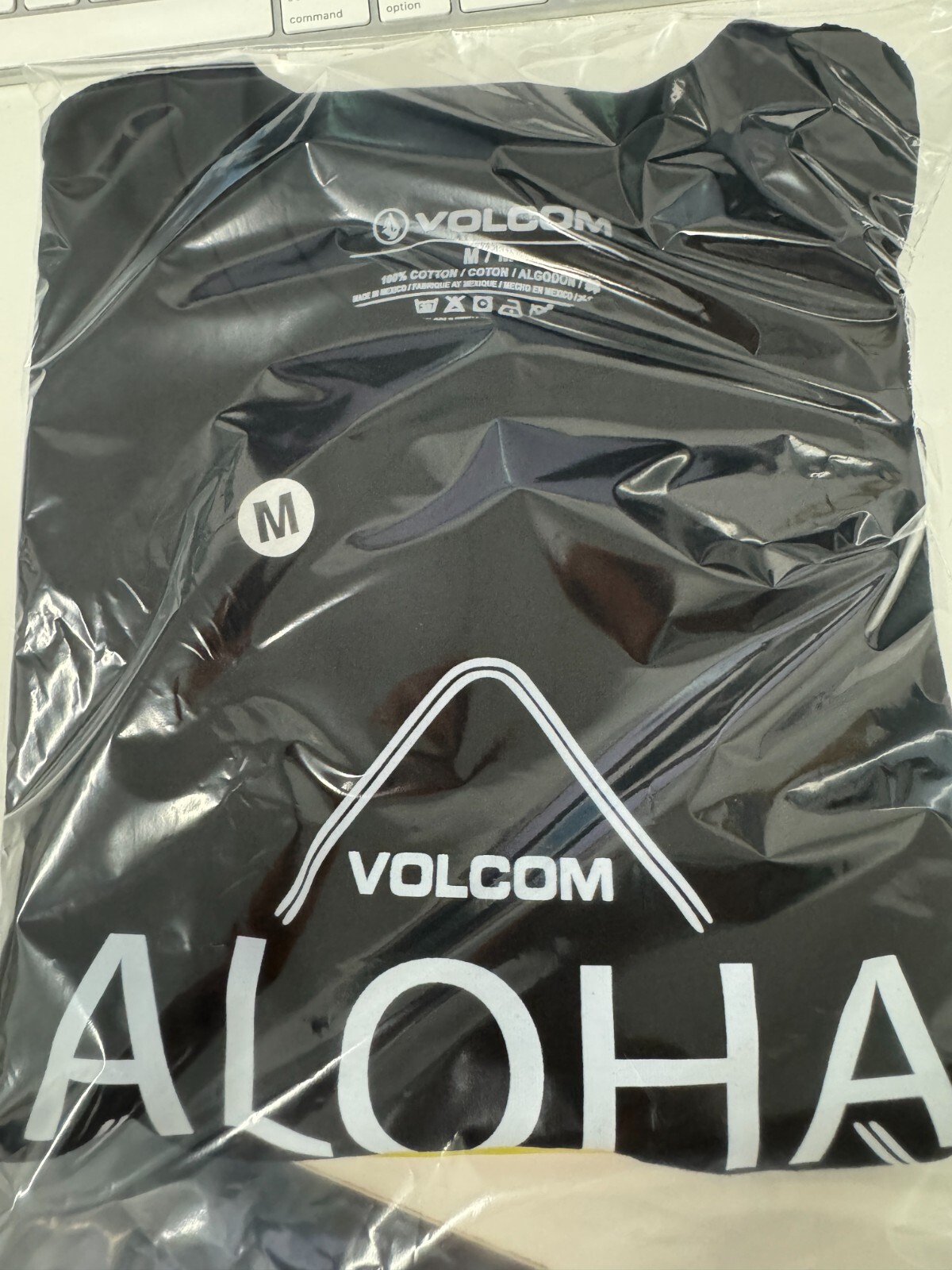 VOLCOM MENS PREMIUM TRUE TO THIS HAWAII T SHIRT gallery