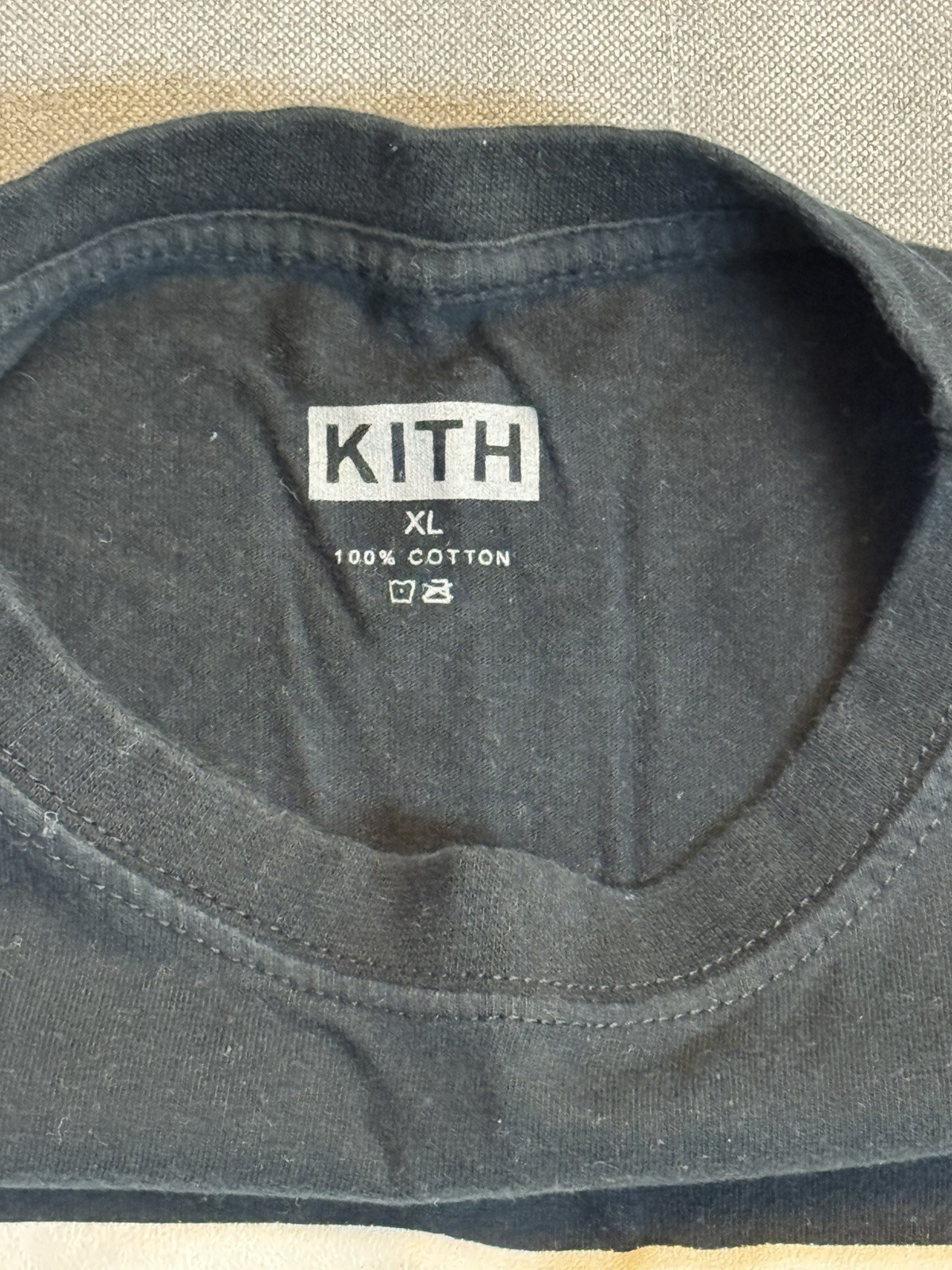Kith classic box logo Shirt Size XL Used Black gallery