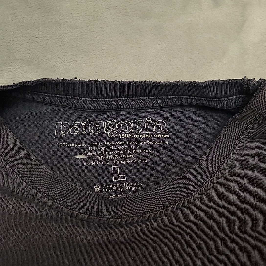 Patagonia Shirt Mens Large Blue Grunge Retro Nature Made in USA Organic Cotton gallery