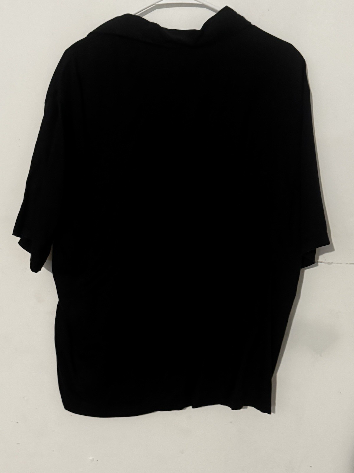 H&M Men’s Loose Fit Collared Short Sleeve Solid Black T-Shirt Size M gallery