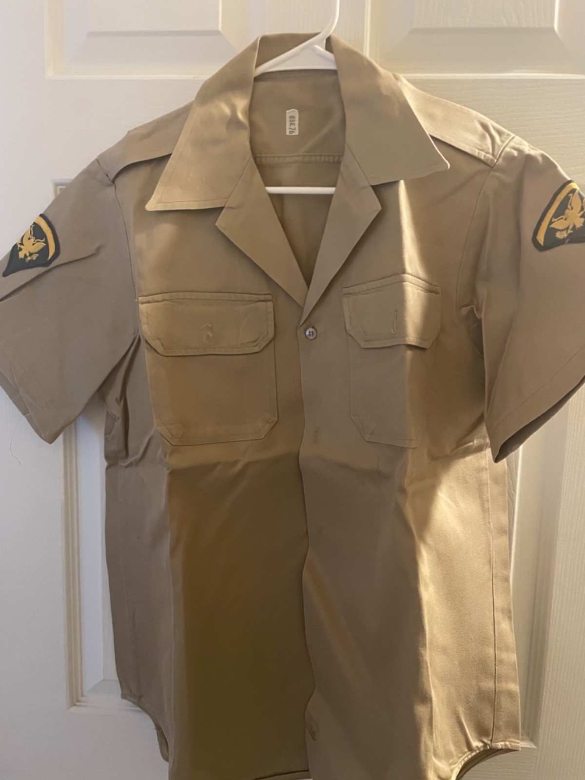 VINTAGE VIET NAM ERA US ARMY SHORT SLEEVE UNIFORM SHIRT, E-4