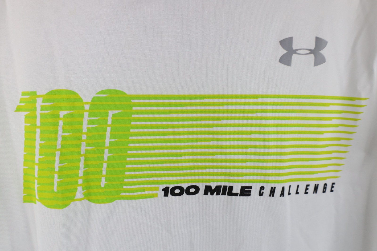 New Under Armour Mens Small 100 Mile Challenge Running Jogging Gym T-Shirt White gallery